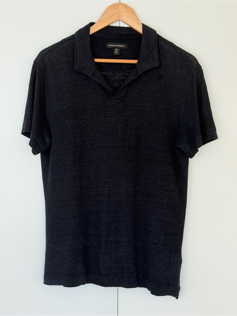 Banana Republic Men’s Navy Linen Short-Sleeve Open Collar Polo